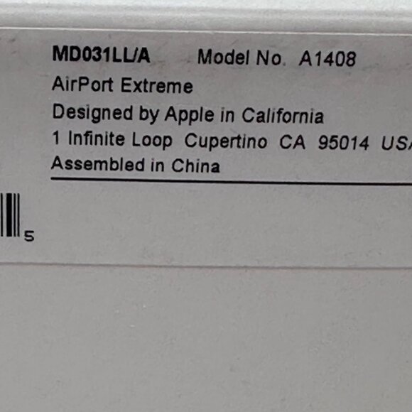 Apple AirPort Extreme 5th Generation A1408 WiFi Router Unit Box Manual No Cords - Picture 13 of 16